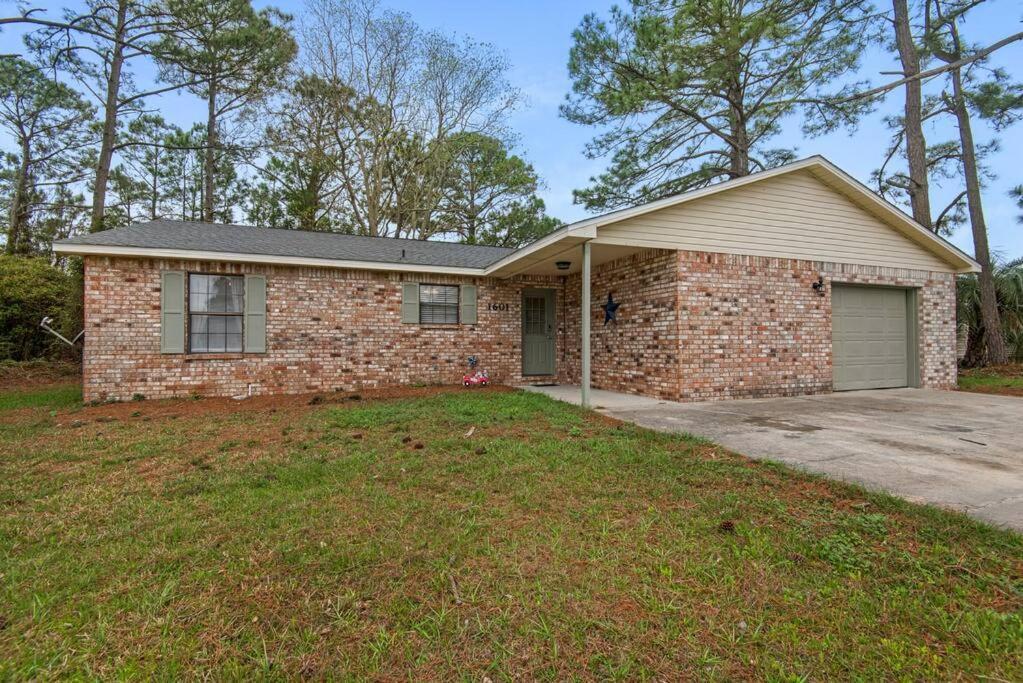 Gulf Brz-beaches-dwntwn Pns-pet Friendly-canal Holiday home *