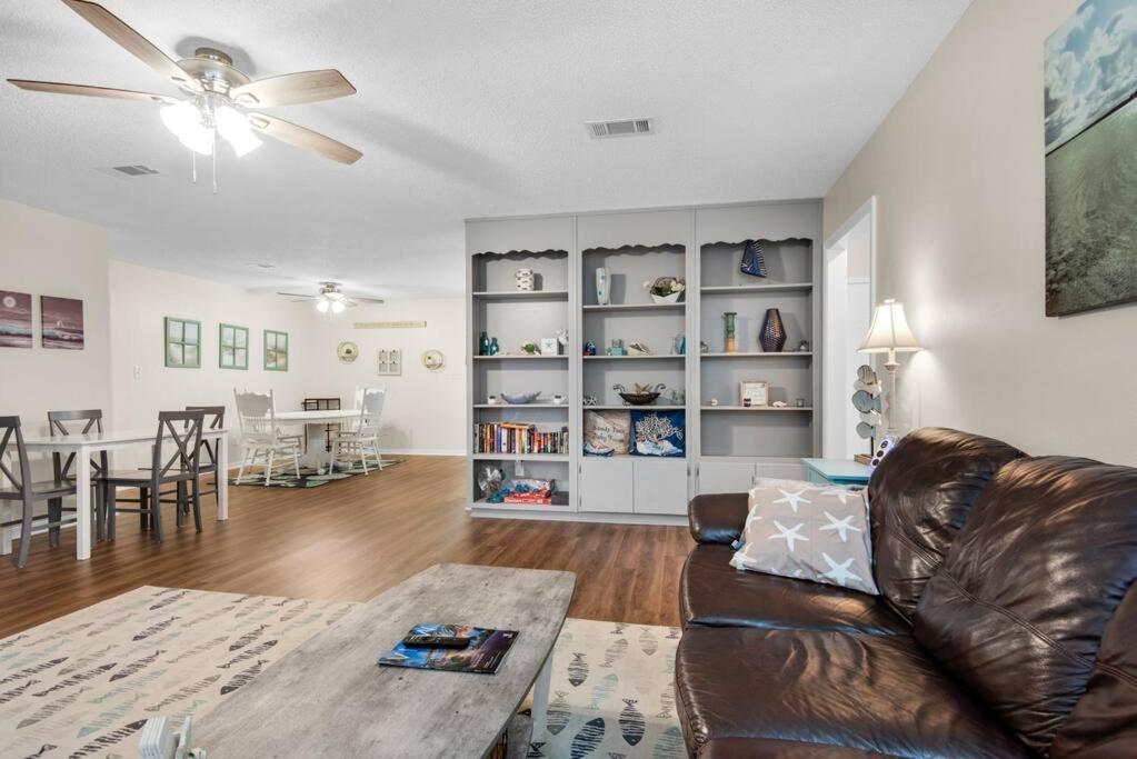 Holiday home Gulf Brz-beaches-dwntwn Pns-pet Friendly-canal *
